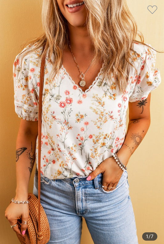 Floral Scalloped Neckline Blouse